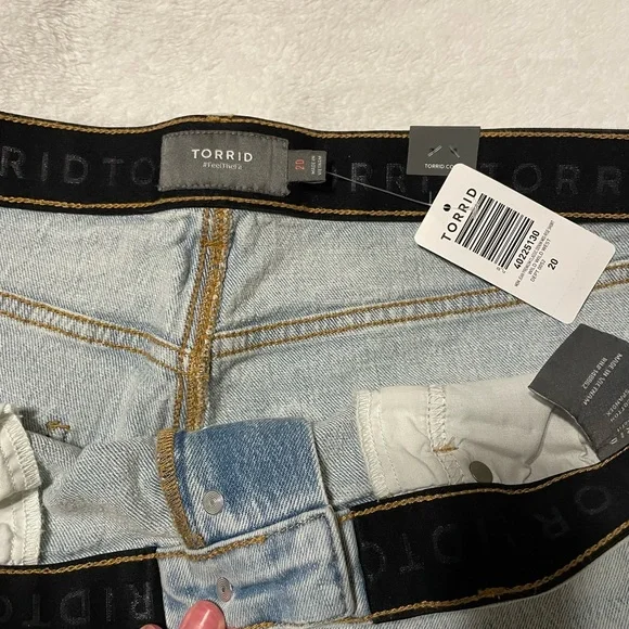 Torrid Vintage Shorts - Picture 6 of 10